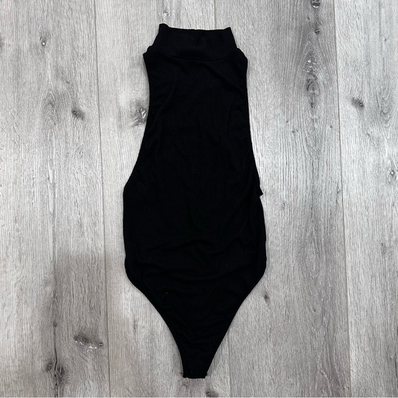 Nasty Gal Ribbed Mock Neck Black Thong Bodysuit Top - Picture 2 of 3